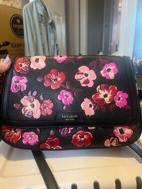Kate spade NY Hudson poppies